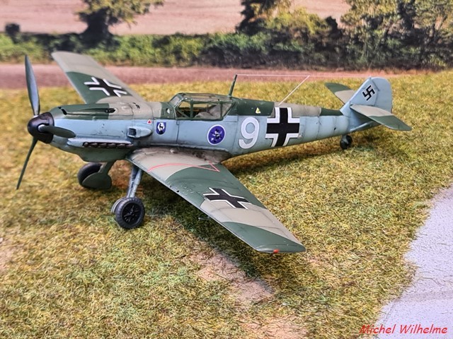 MESSERSCHMITT BF 109 E.1  JG51 France 1940 kit AZmodel 1/72 22033110152526281217849451