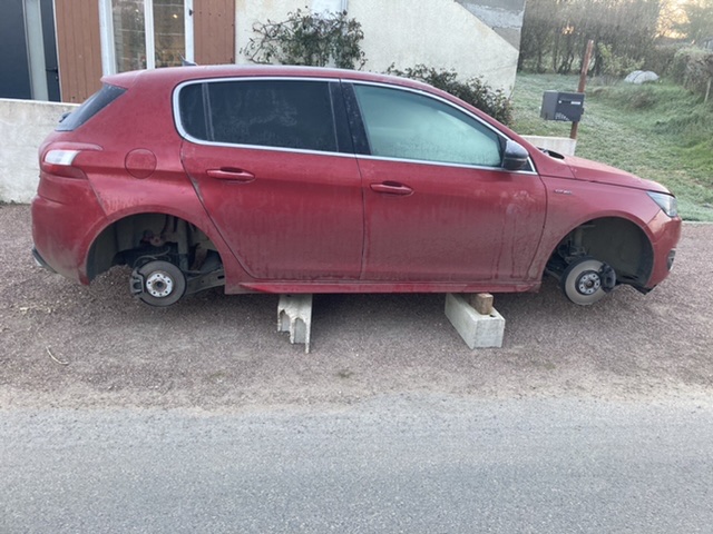 B1D99946-0223-453C-A2D2-B7EFB639519E.