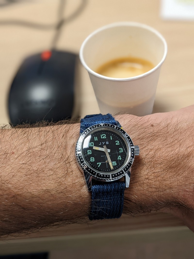 Pause café et montre (toutes marques) - tome IX - Page 25 22040610272024298217856662