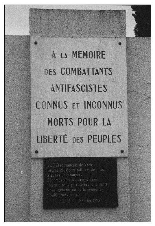 Camp du Vernet - France WPdGNb-plaque-commemorative