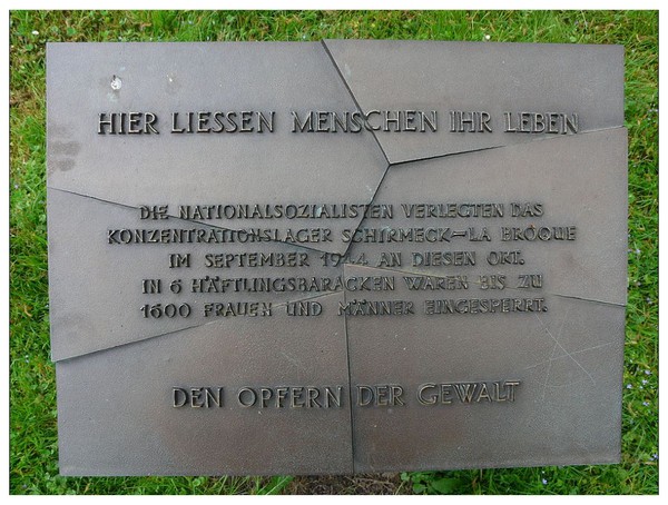 Camp de Schirmeck  - Alsace annexée - France CgRFNb-plaque-en-memoire-victime-nazies