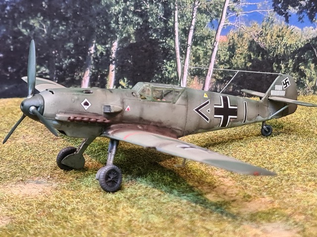 MESSERSCHMITT BF 109 E.3 JG51 Werner MOLDERS France 1940. kit az model 1/72 22042008281026281217870560