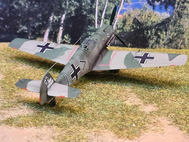 MESSERSCHMITT BF 109 E.3 JG51 Werner MOLDERS France 1940. kit az model 1/72 22042008281126281217870562