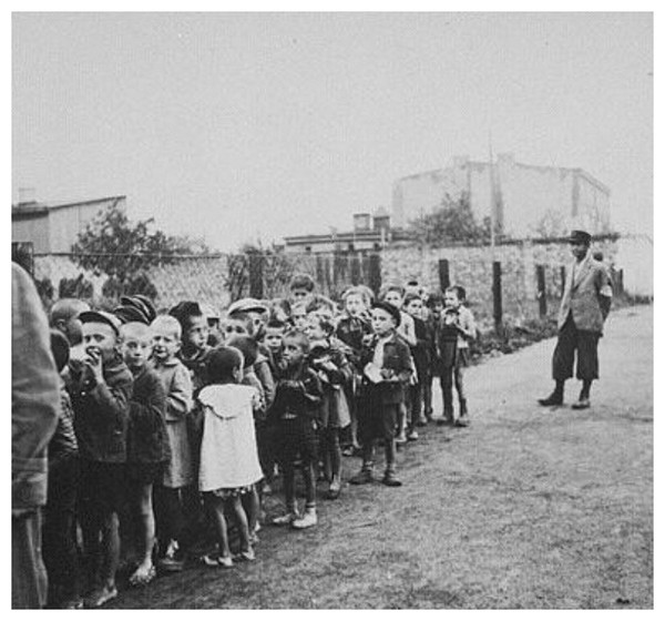 Camp de Chelmno  Wo7HNb-enfants-ghetto-lodz