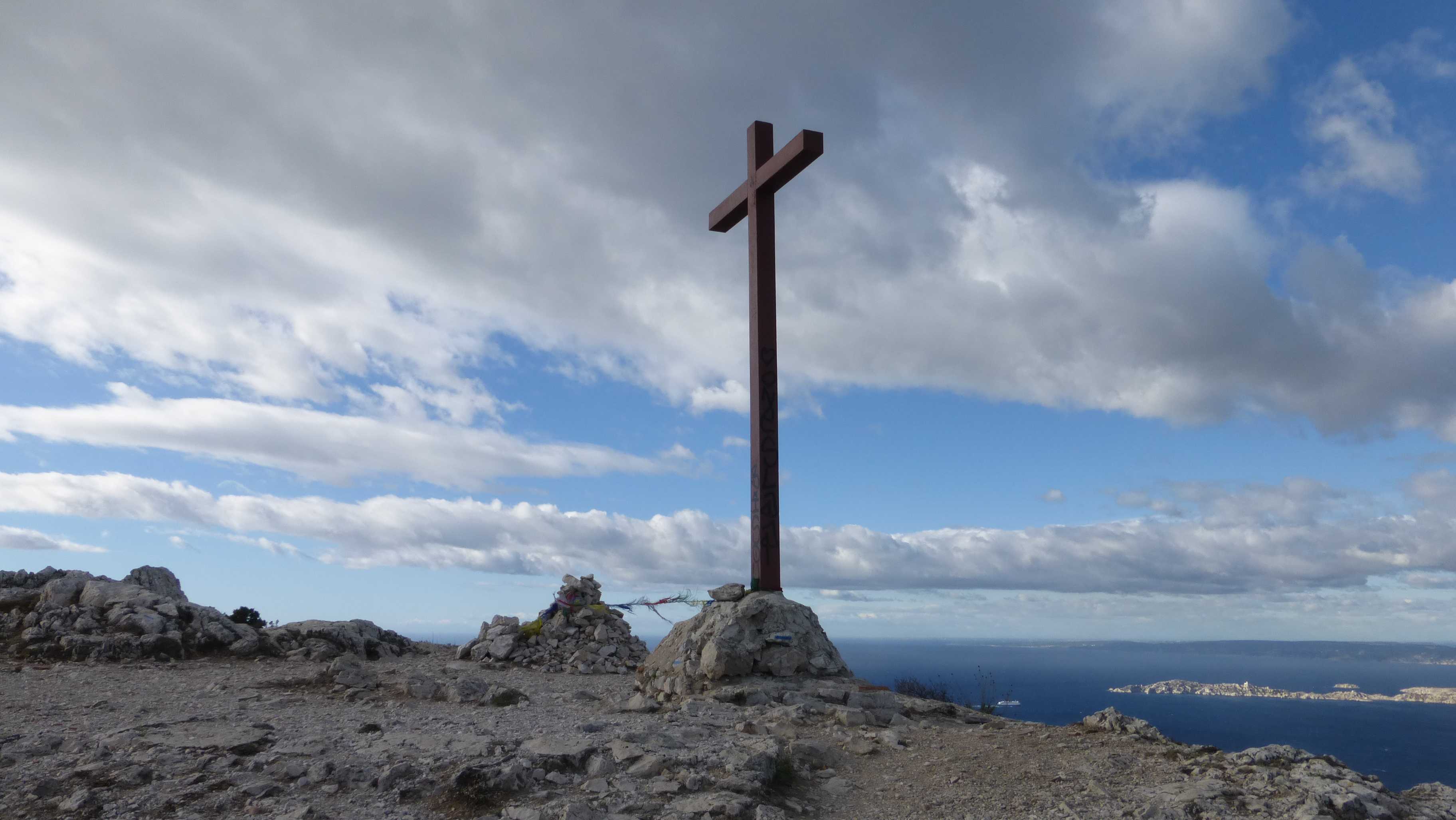 *SOMMET de Marseilleveyre ! 433 m.