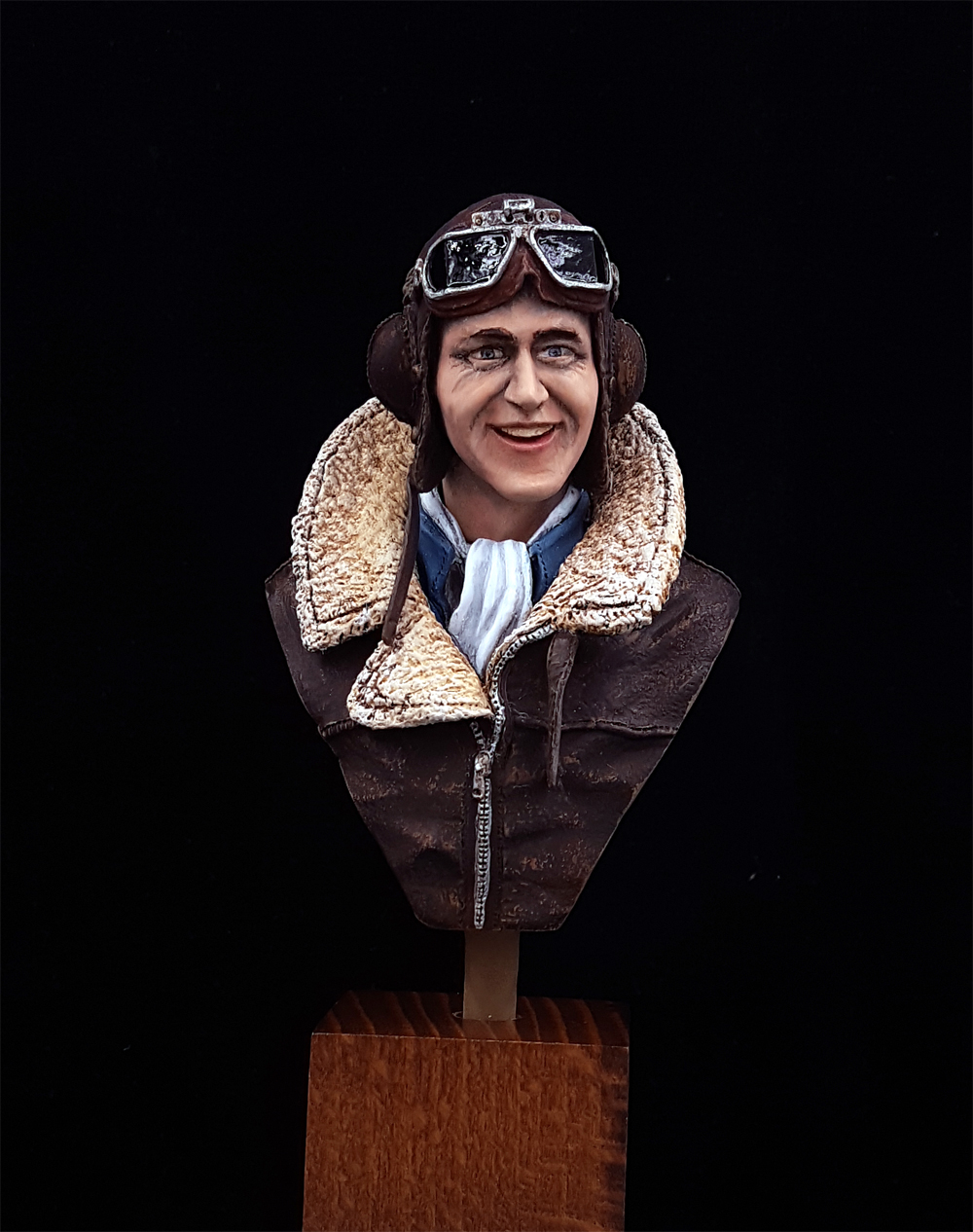 RAF Pilot - Bust - Mitches Military Models. - HyperScale Forums