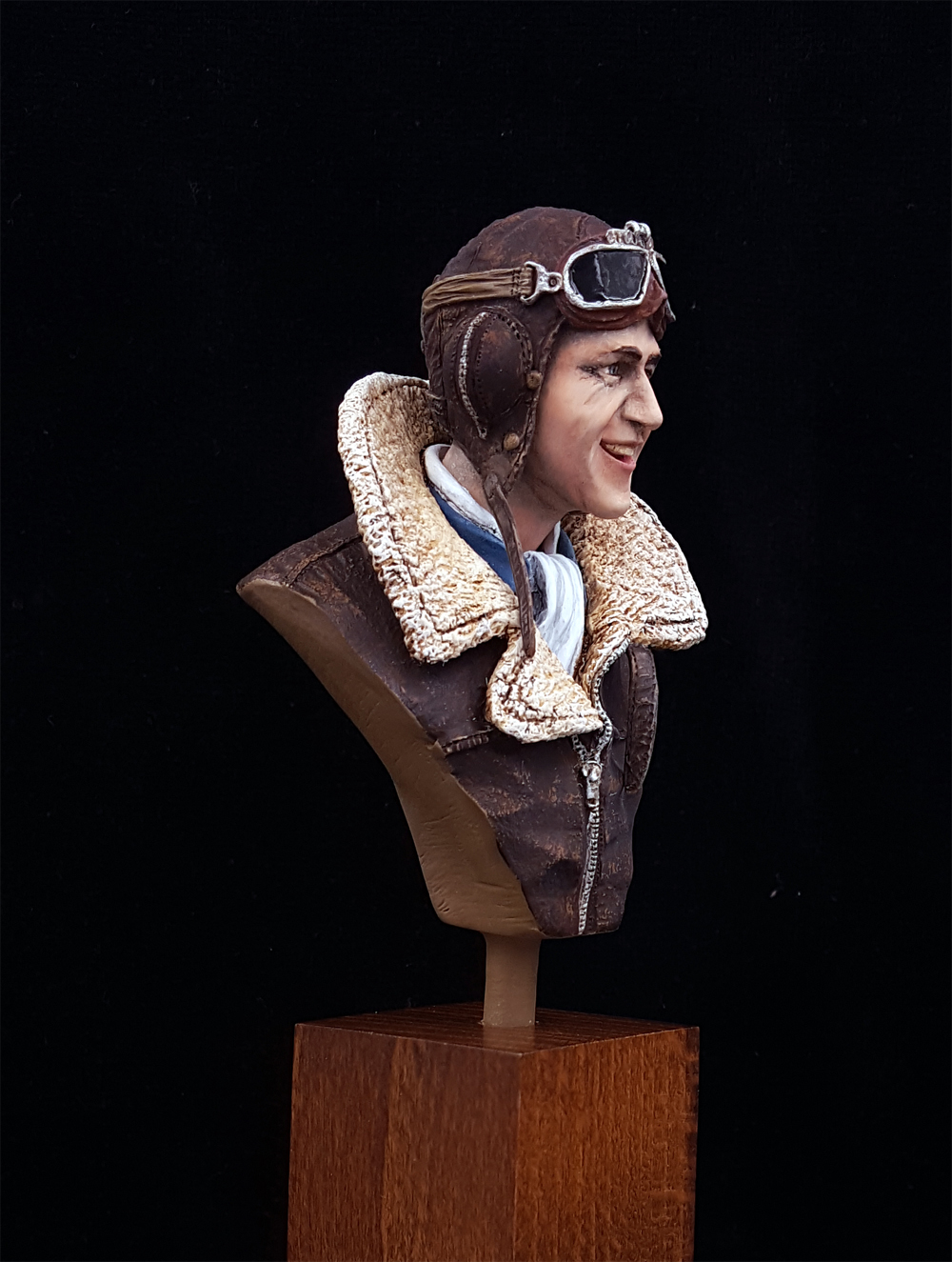 RAF Pilot - Bust - Mitches Military Models. - HyperScale Forums