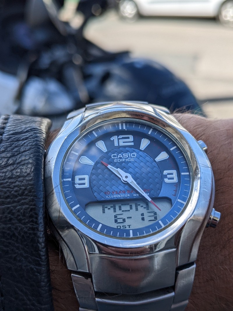 Problème poussoirs sur montre Casio 22061405560424298217922728