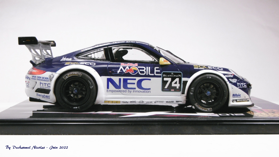 Porsche 911 GT3 - 1/24e [Fujimi / Decals Racing 43] - Spa 2012- n°74 - 41hbOb-911-GT3-fini9