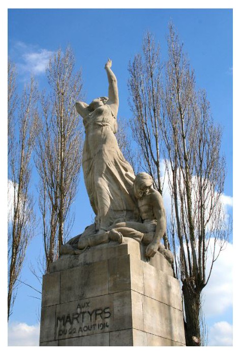 Généralités Zjk8Ob-monument-de-Tamines