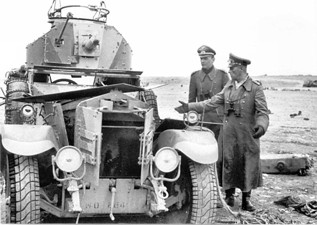 wd_ArmCars_Rolls-Royce Armoured Car 1920_02