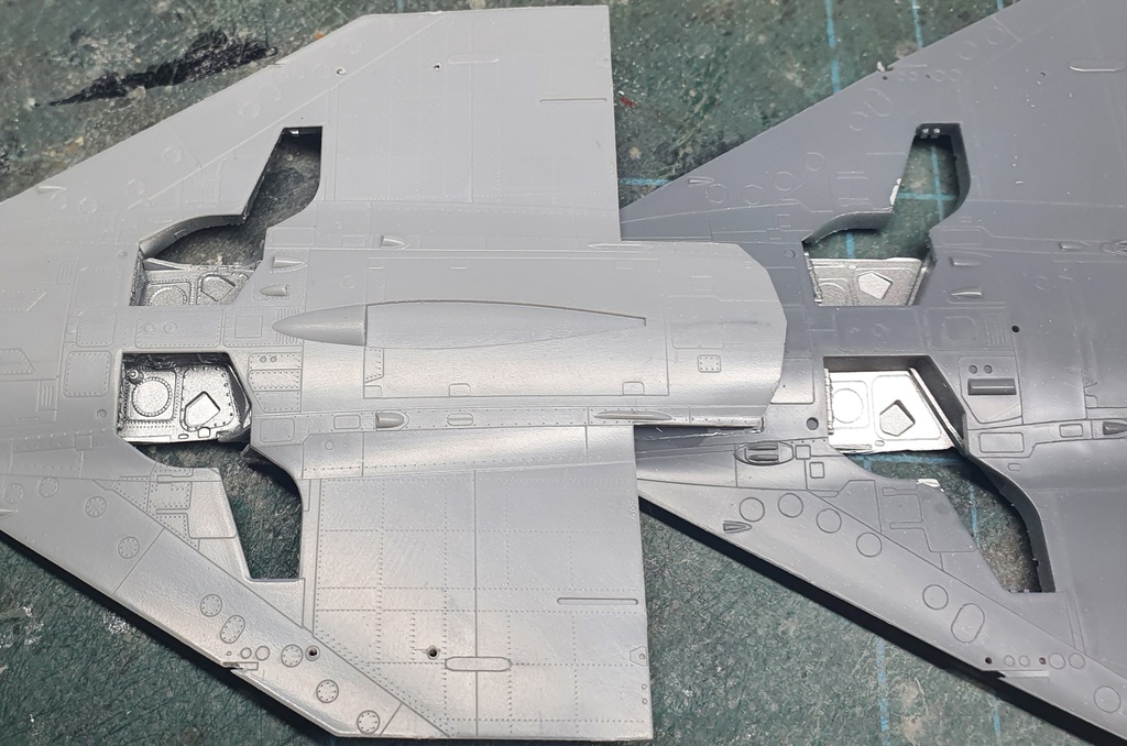 [Modelsvit Vs Special Hobby] 1/72 - Dassault Mirage IIIC montage en // 22101106393819477618022894