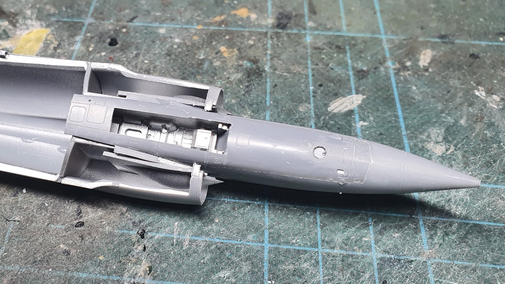 [Modelsvit Vs Special Hobby] 1/72 - Dassault Mirage IIIC montage en // 22101207412219477618024317