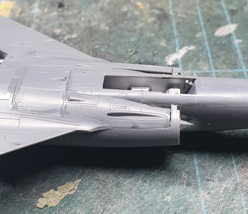 [Modelsvit Vs Special Hobby] 1/72 - Dassault Mirage IIIC montage en // 22101207412319477618024320