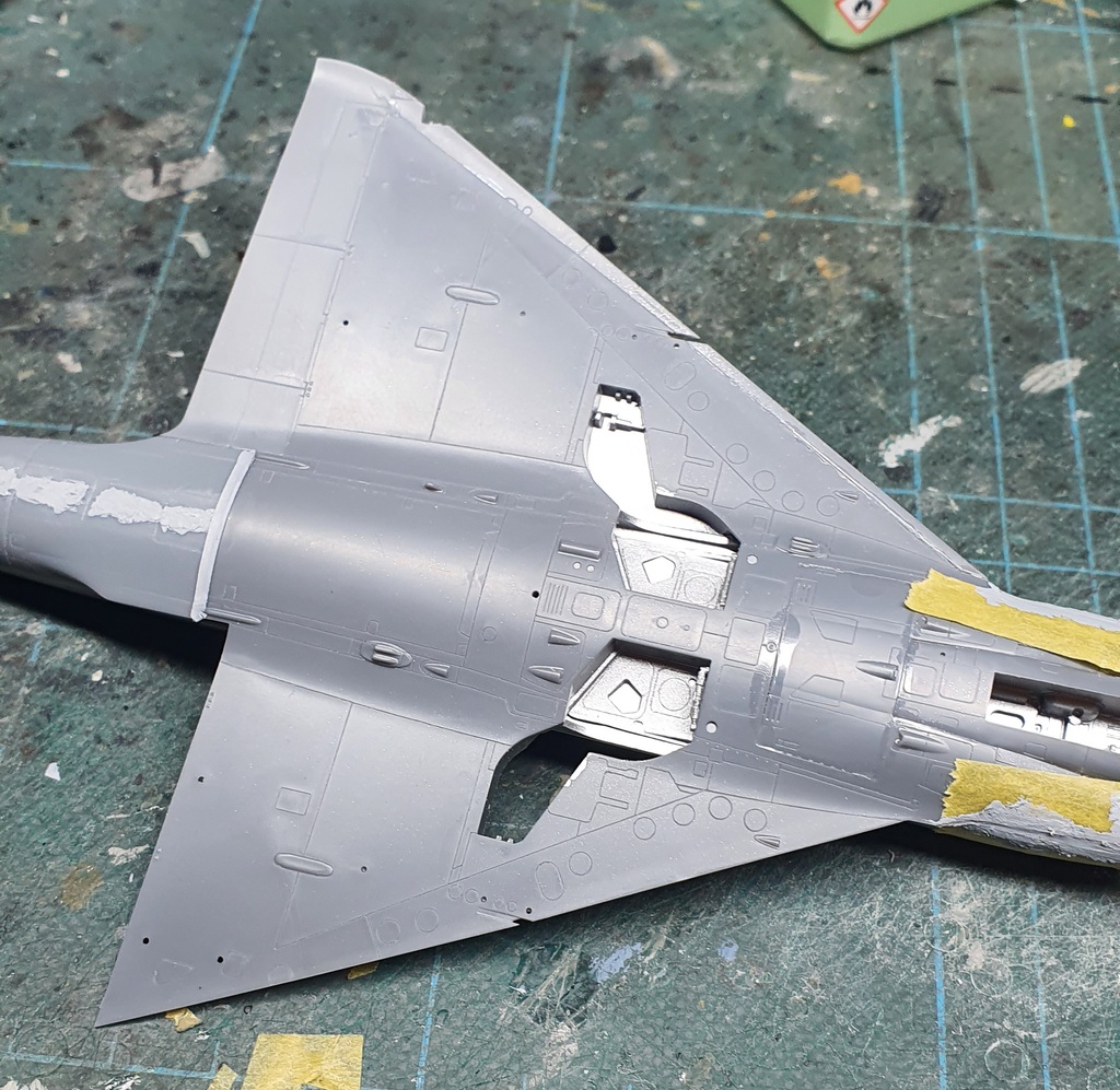 [Modelsvit Vs Special Hobby] 1/72 - Dassault Mirage IIIC montage en // 22101207483819477618024340