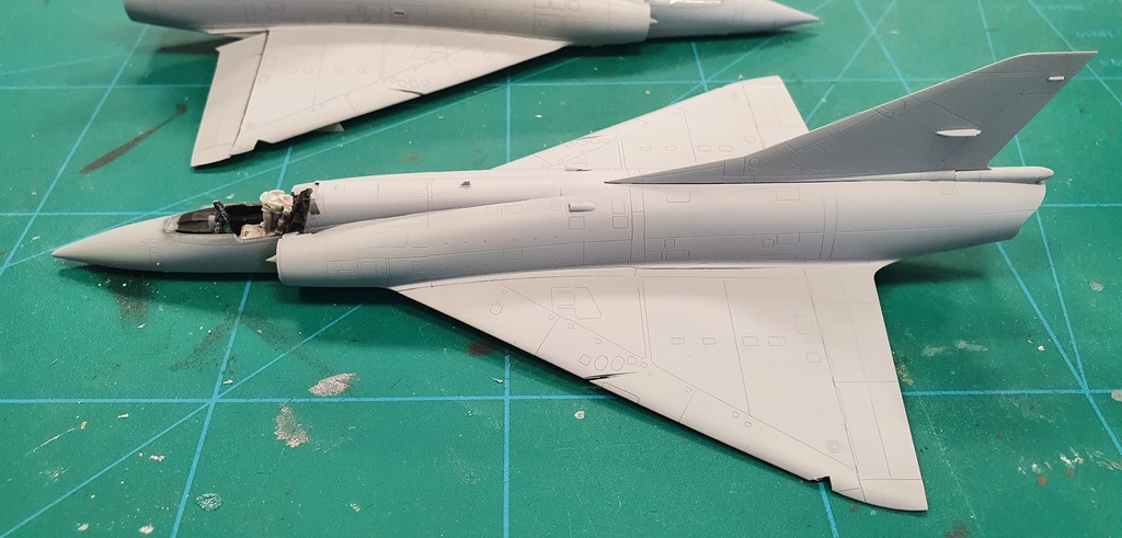 [Modelsvit Vs Special Hobby] 1/72 - Dassault Mirage IIIC montage en // 22101710004319477618028981