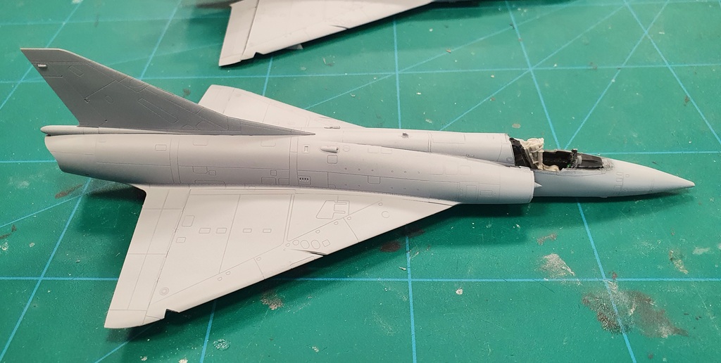 [Modelsvit Vs Special Hobby] 1/72 - Dassault Mirage IIIC montage en // 22101710004519477618028986