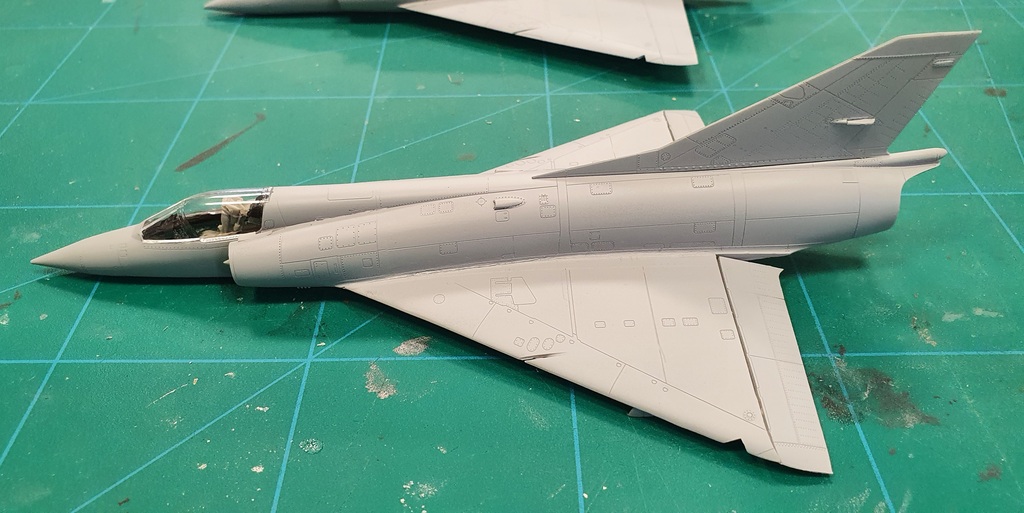 [Modelsvit Vs Special Hobby] 1/72 - Dassault Mirage IIIC montage en // 22101710004519477618028988