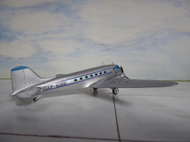 PS-84 Eastern-Express 1/144 H3XMOb-Il-2-PS-84-1
