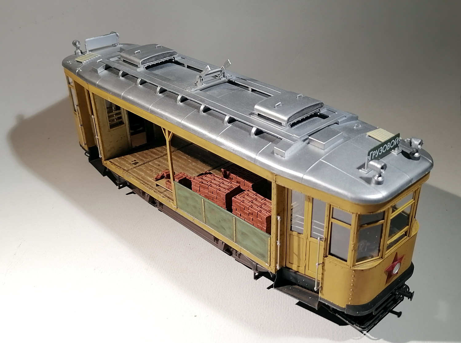 Tram  Soviétique SerieX cargo (Miniart 1/35) YEFQOb-Tram80