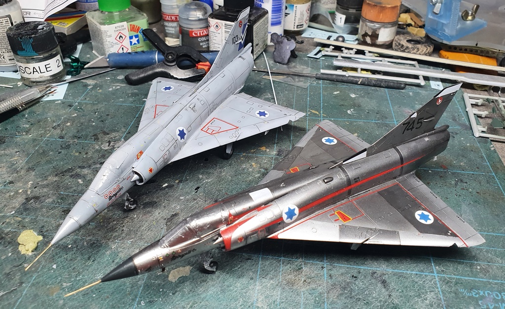 [Modelsvit Vs Special Hobby] 1/72 - Dassault Mirage IIIC montage en // 22110406334919477618043030