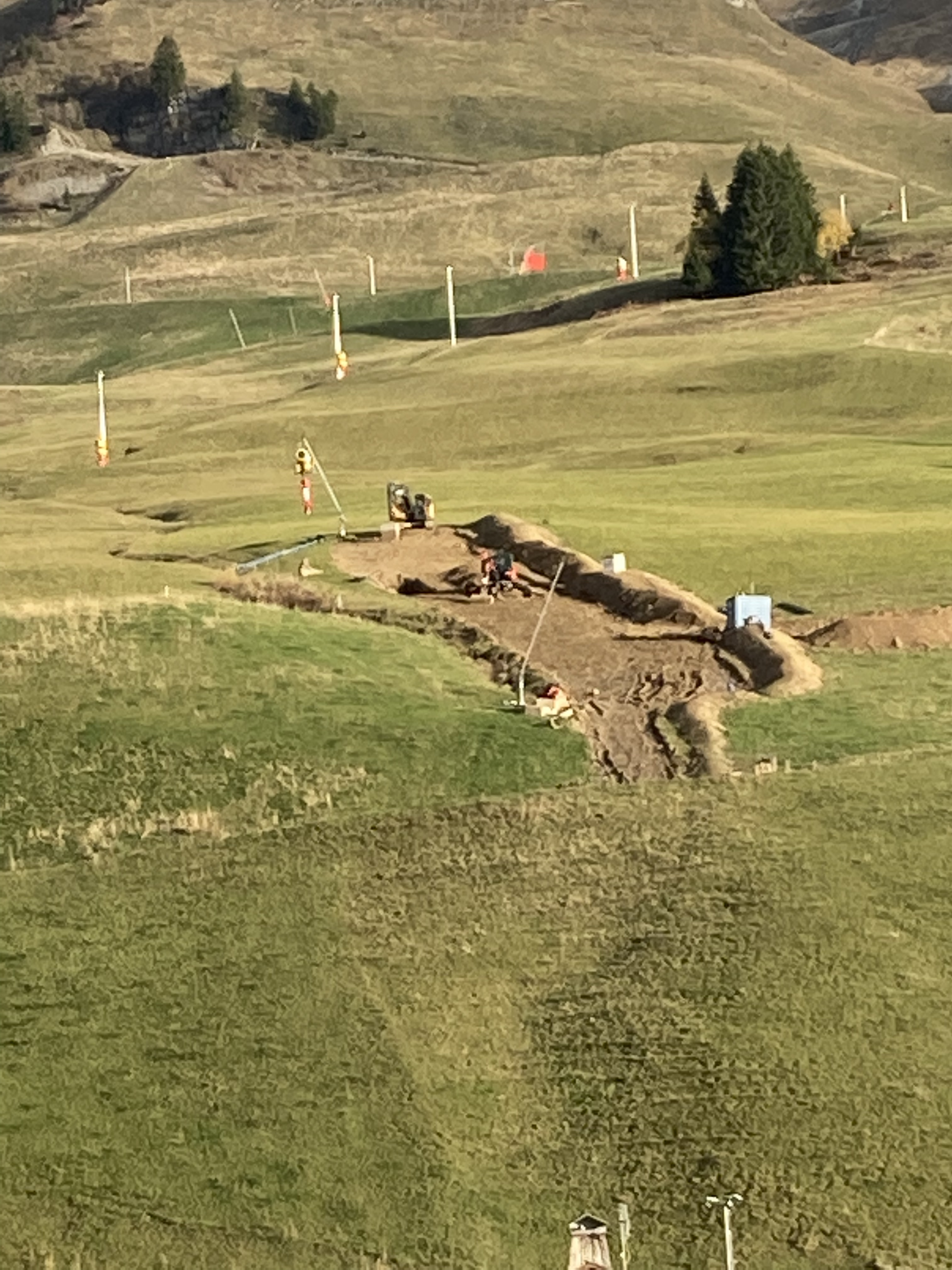 56C5B40D-3B09-4006-A936-2973041C3DCE.