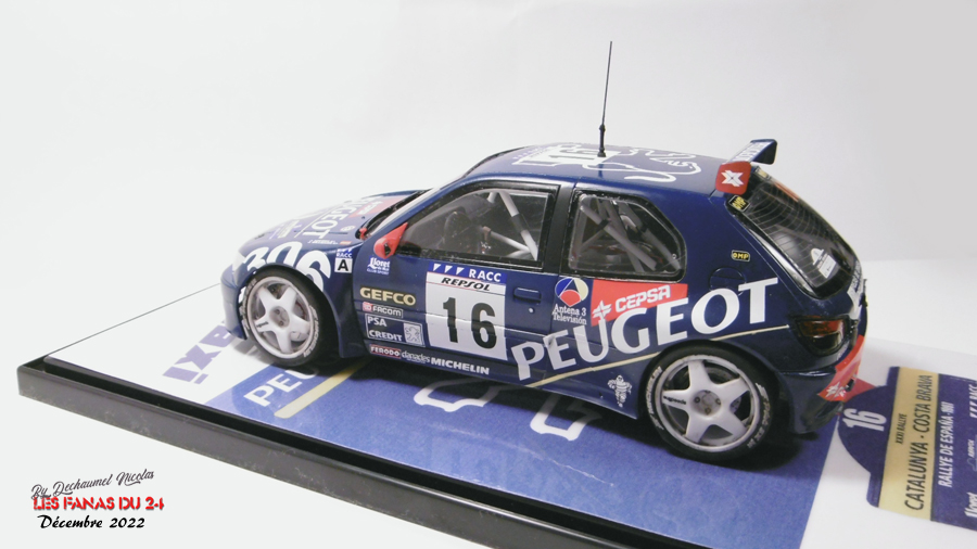 Peugeot 306 Maxi - 1/24e [Nunu Model] W11ePb-306-bleue-fini6