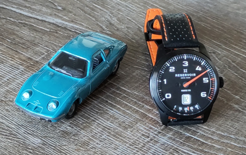 Des montres, des jouets, des figurines... (vol 3) - Page 25 23011503400316407118092395