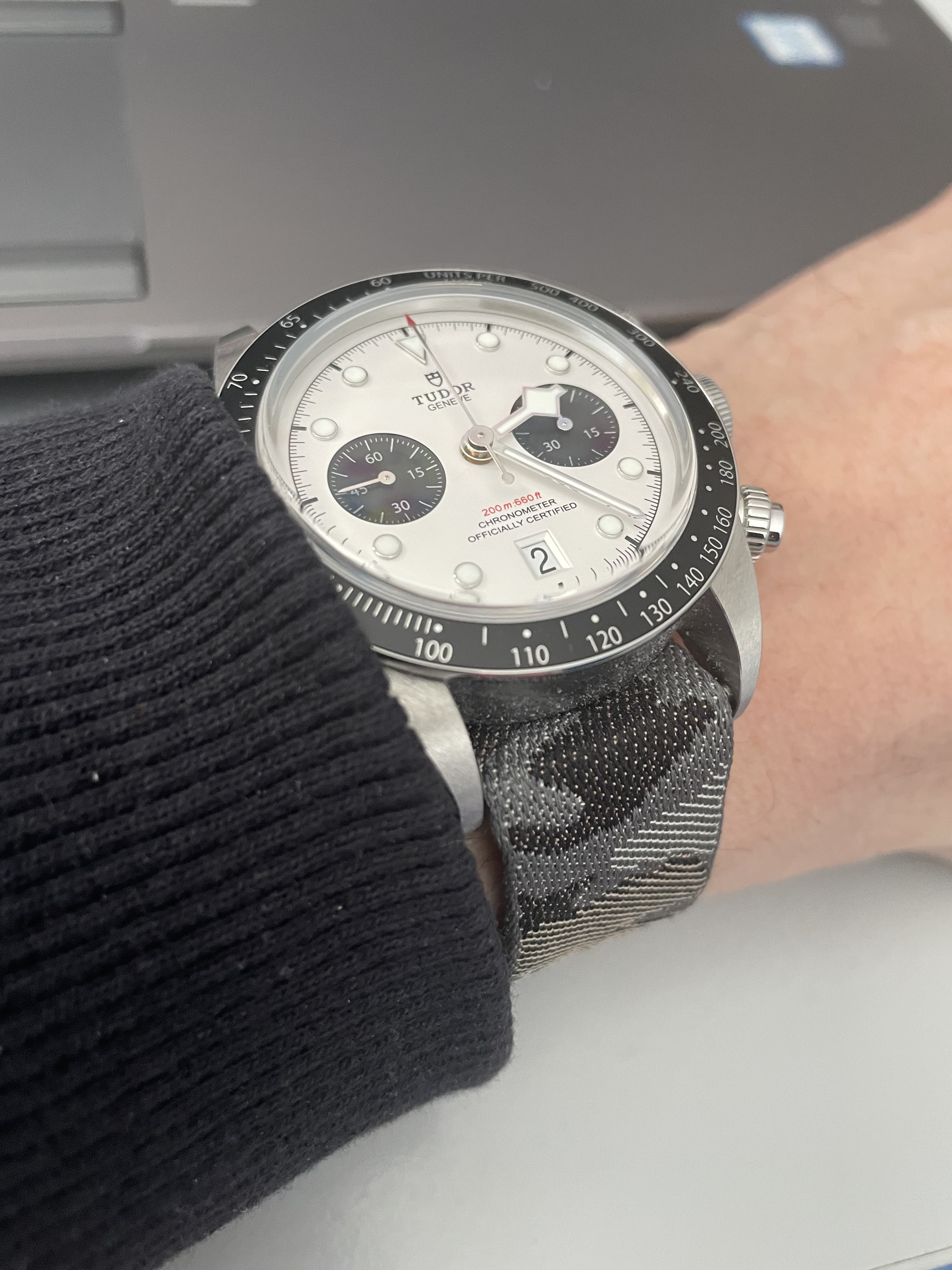 Tudor Black Bay Chrono version 2021 : cadran noir et cadran blanc - Page 2 23011903052518041318095659