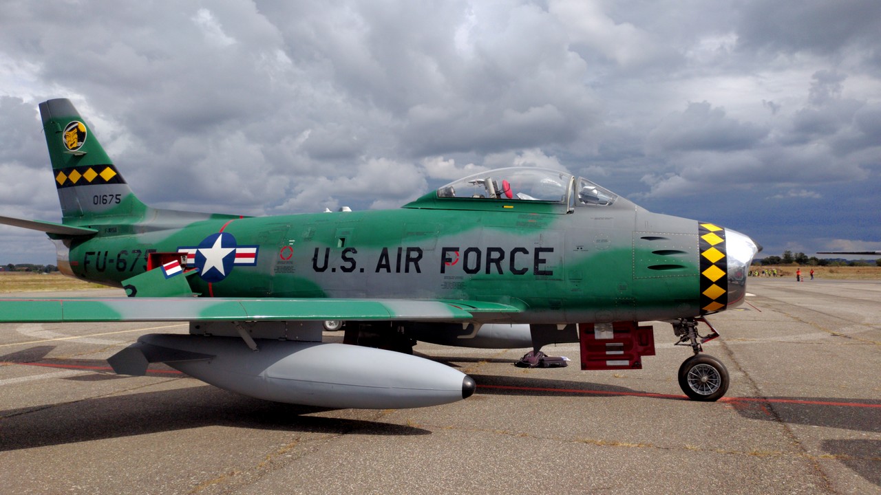 F-86 Sabre (Fred Akary Mistral Warbirds) Italeri -1/32 5lN3Pb-IMG-20220924-150528