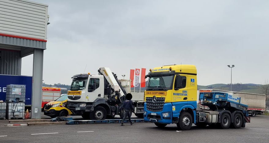 Camion tôlé - Transport de matériel et de matériaux divers - Nord