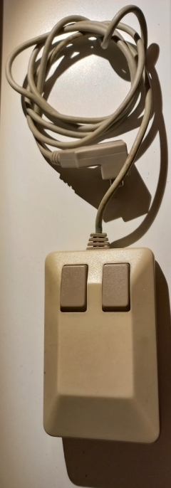 Clavier, souris, manuels Amiga 1000 - 20230411_212409