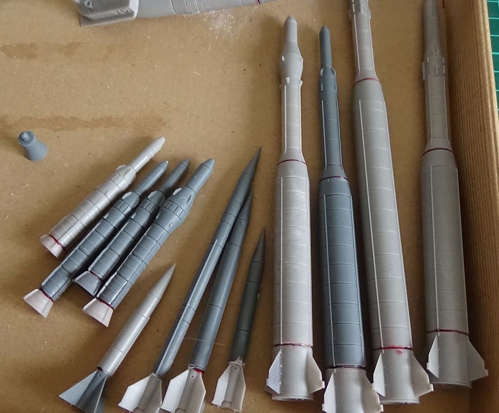 Marathon de suppositoires : fusées françaises au 100e et 144e B59RPb-100-FuseesFran-11