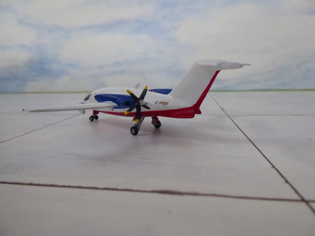 [Bsd-online] 1/144 Piaggio Avanti UwxXPb-Piaggio-Avanti-2