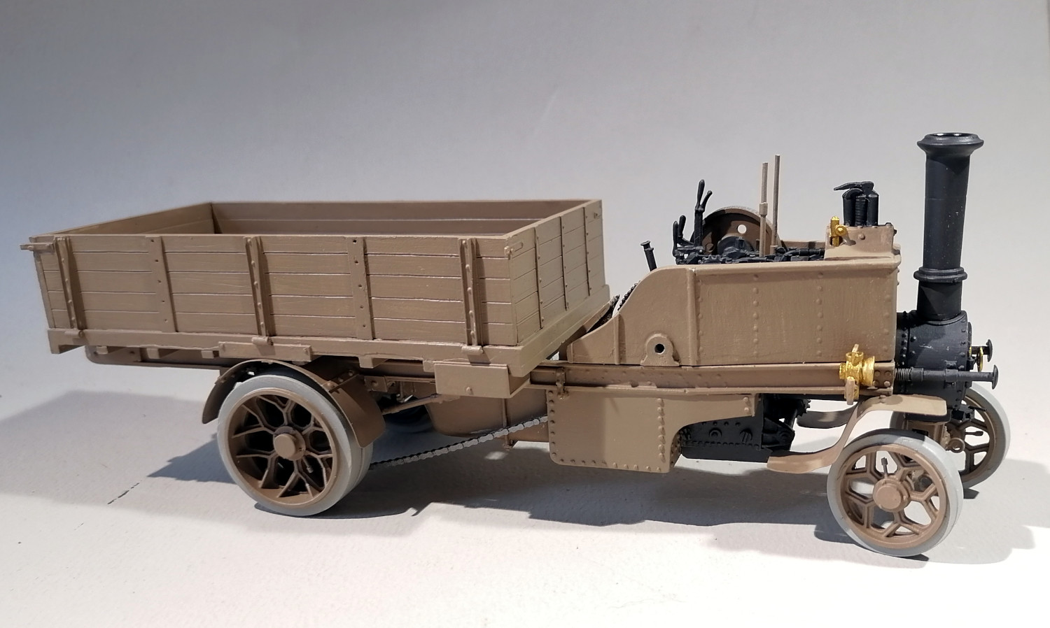 Camion Foden Resicast 1/35 (ref  351311) - Page 2 FEqpQb-Foden48