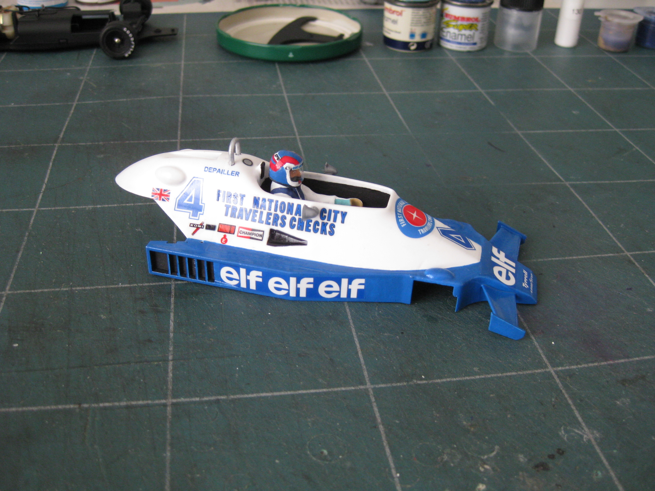 Tyrrell 008 - Nitto 1:28 2308260214383532818235955