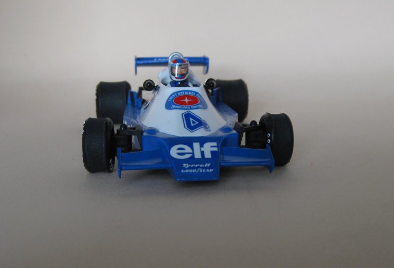 Tyrrell 008 - Nitto 1:28 2308280517463532818237175