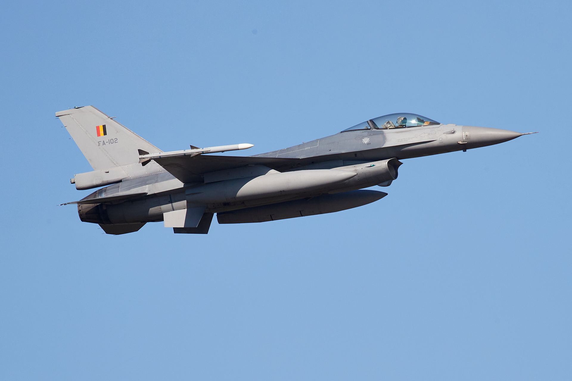 [08/09/2023] Spotterday Belgian Air Force Days - Kleine Brogel 8HJNQb-GRX-1689