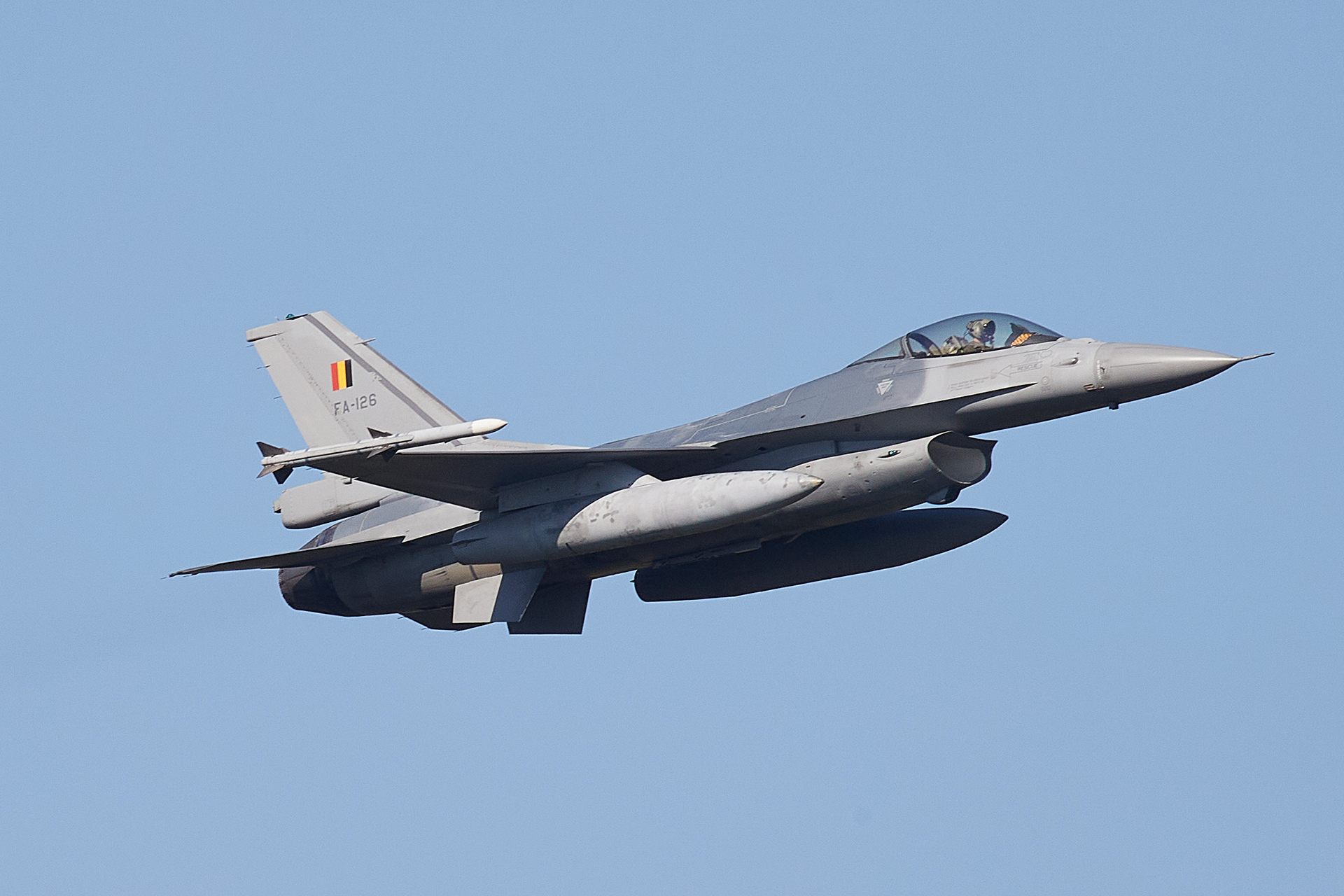 [08/09/2023] Spotterday Belgian Air Force Days - Kleine Brogel 9HJNQb-GRX-1692