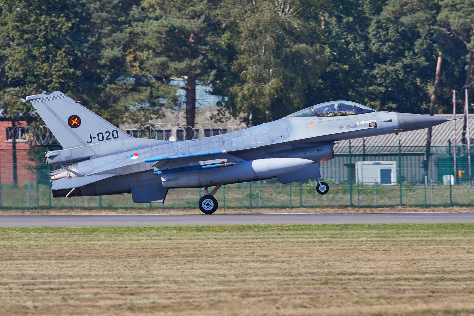 [08/09/2023] Spotterday Belgian Air Force Days - Kleine Brogel NHJNQb-GRX-2121