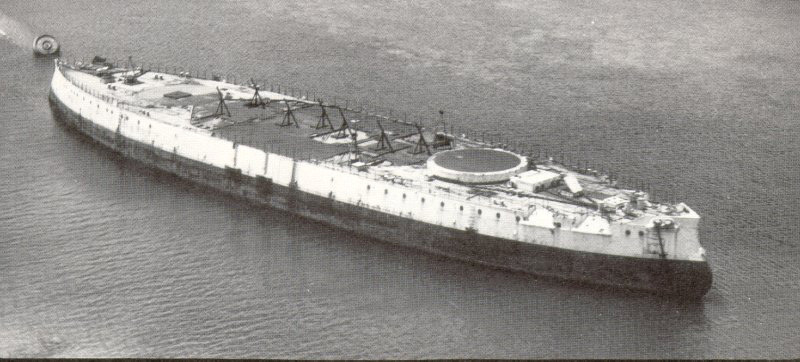 [GÉNÉRIQUE) Les Cuirassés dans tout leur état - Page 7 Kj3UQb-USS-Oregon-BB-3-32-1945-Guam