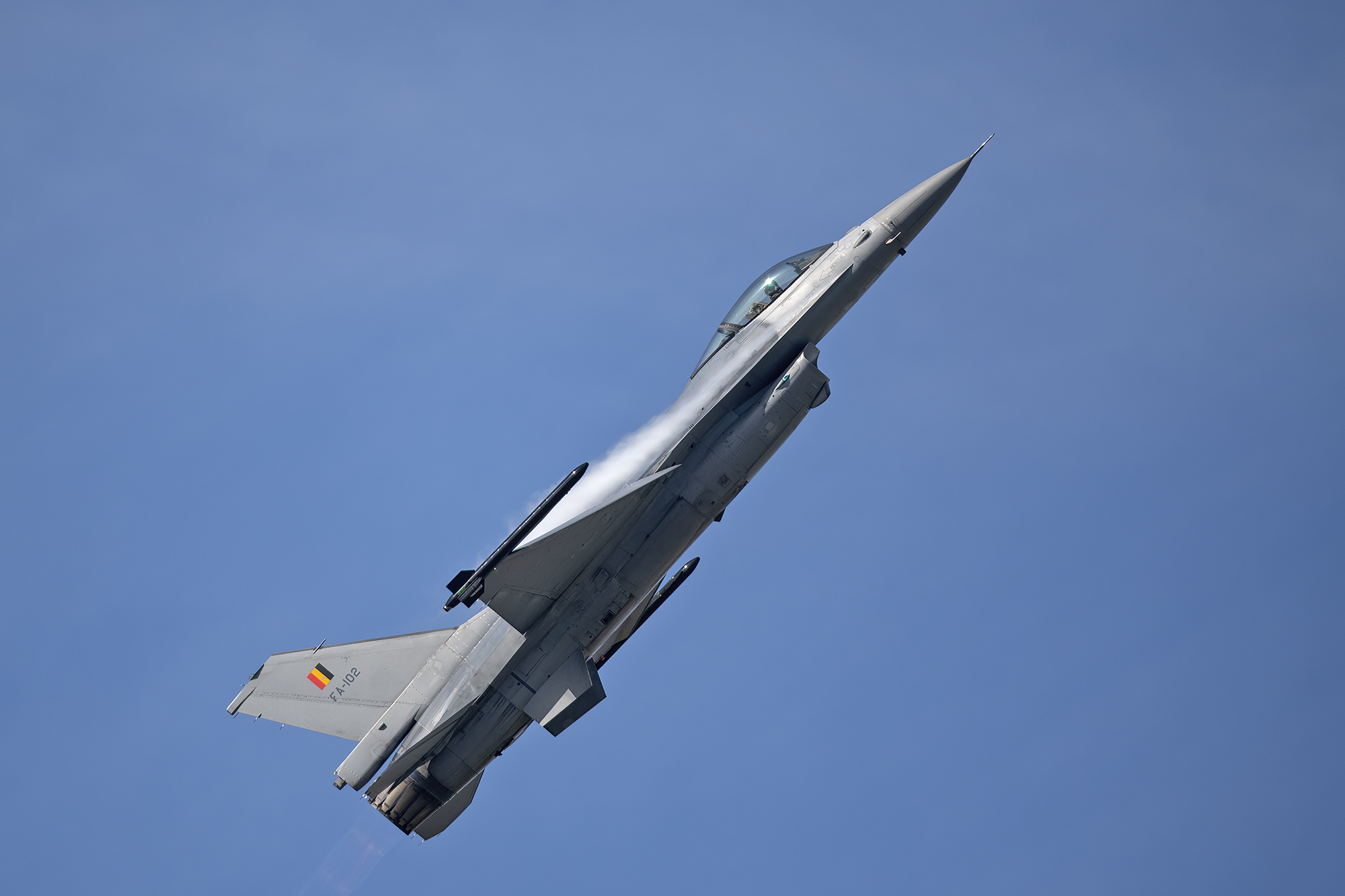 F-16AM-FA-102_D8D7080