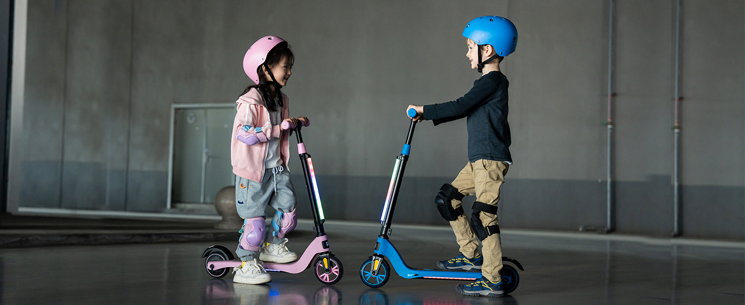 R3X - Trottinette électrique Enfant - Vitesse 8 km/h - Réglable en Hauteur  - Poignées Confortables - Parfaite pour âge 4-8 ans Bleu