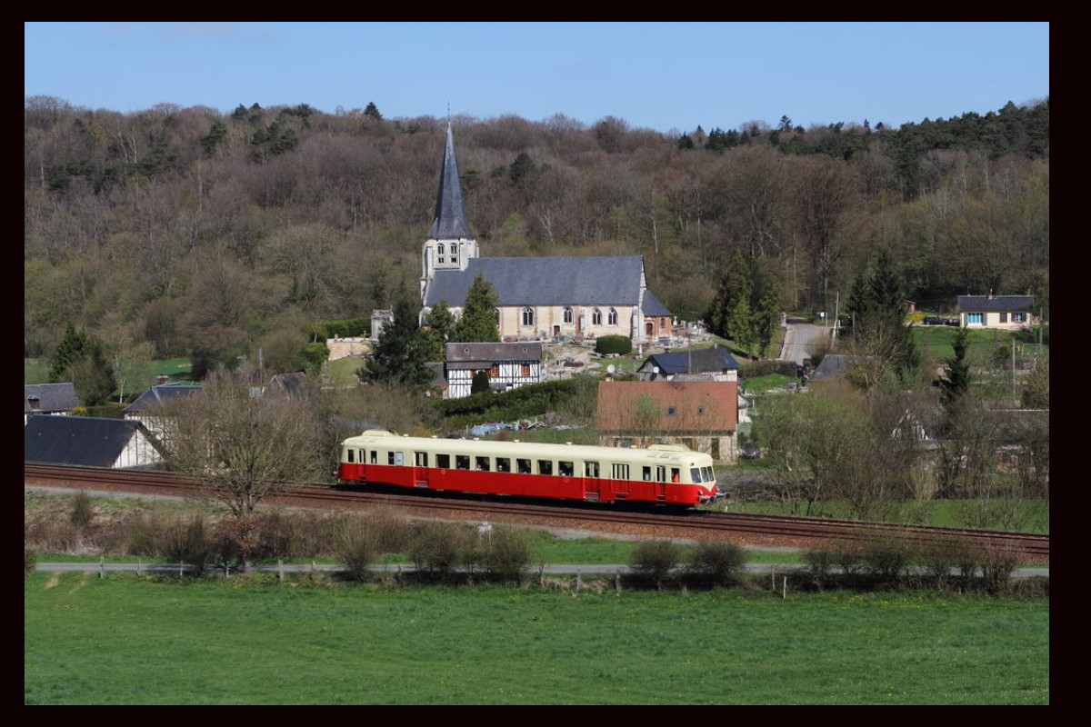 X 2403 Chemin de Fer de la Haute Auvergne. grande ligne - Page 14 23110904584118498718297191