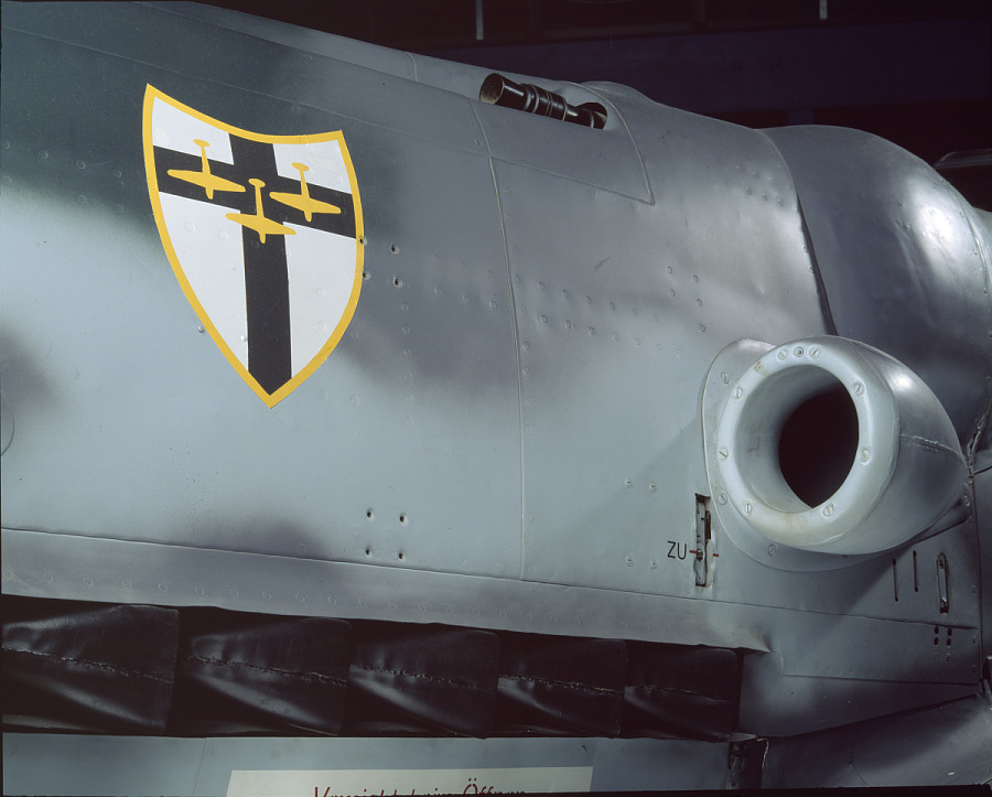 [Revell] 1/32 - Messerschmitt Bf 109 G-6 de Gerhard BARKHORN   (bf109)    - Page 2 BbJdRb-Image-4