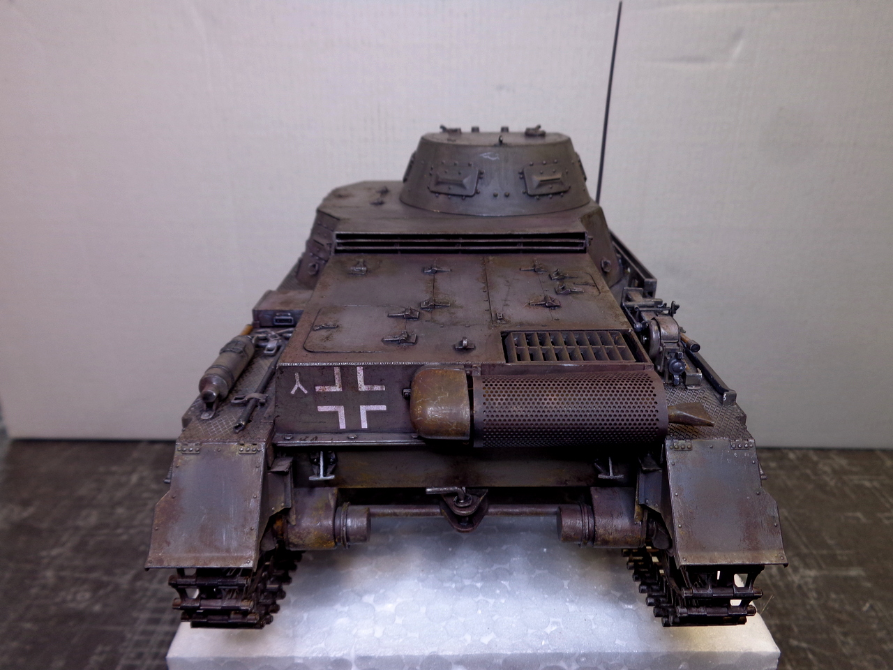 Panzer I Ausf B - Takom - 1/16 K8XqRb-4