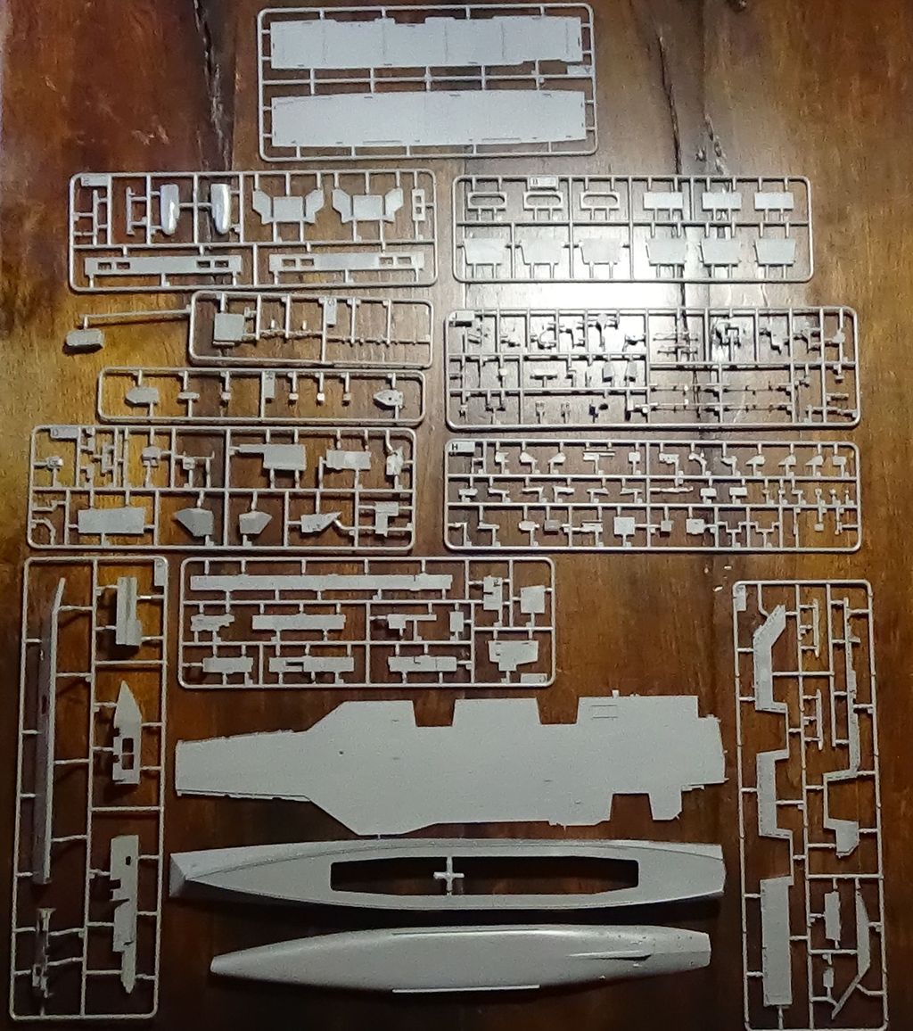 [Revue] USS Gerald R. Ford CVN-78 - 1/700 Magic Factory