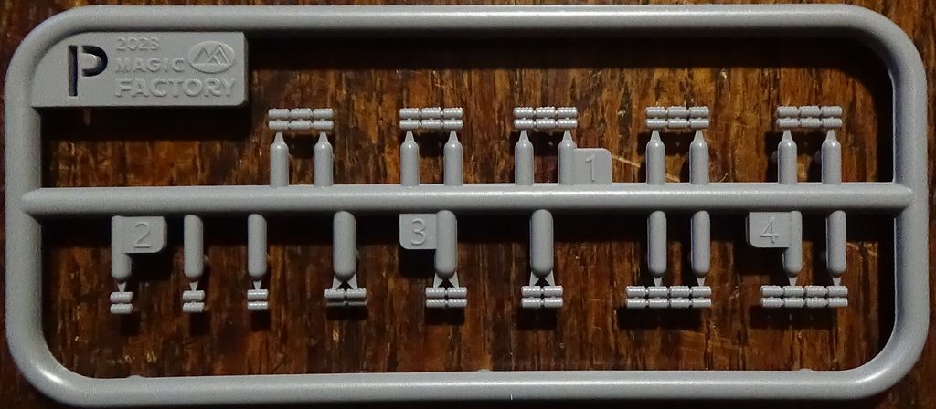 [Revue] USS Gerald R. Ford CVN-78 - 1/700 Magic Factory
