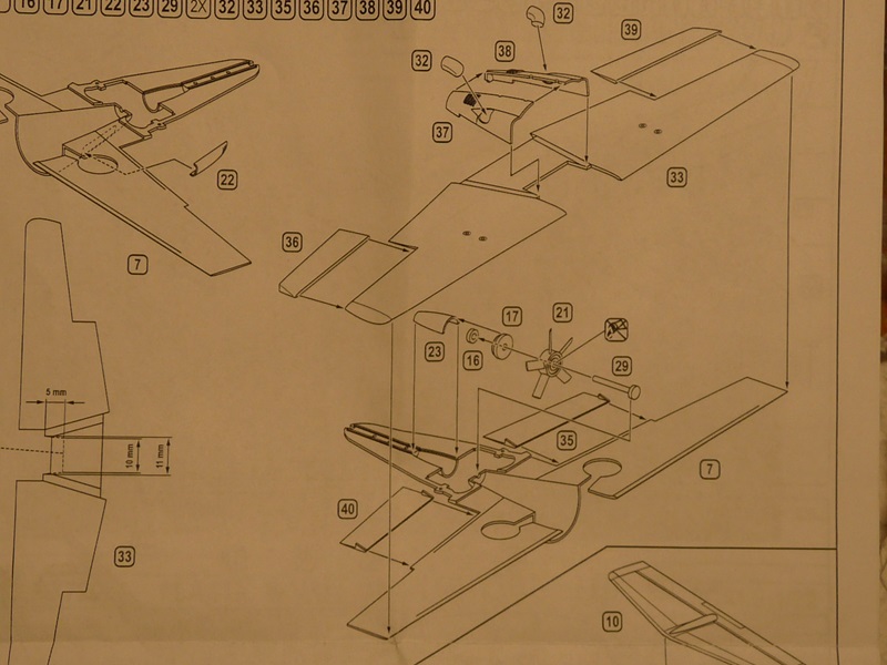 [Avis] 1/72 - RFB Fantrainer 400   2401200708595669818341218