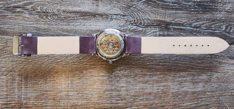 [TUTORIAL] Fabriquez vous-même votre bracelet en cuir - tome VII - Page 44 24020503325816407118351408